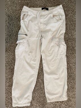 Men’s Hollister Cargo Pants ~ Off White Size M